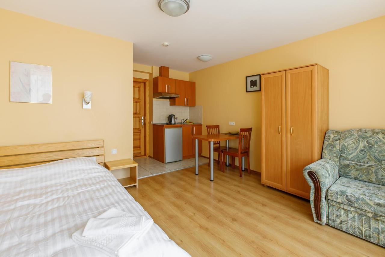 Viesbutis Prie Fontano Hotel พาลังกา ภายนอก รูปภาพ