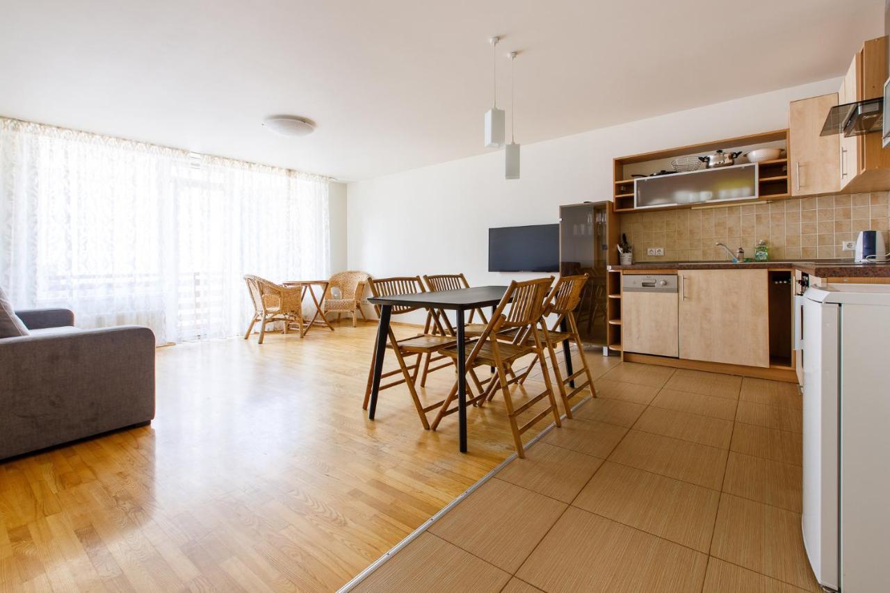 Viesbutis Prie Fontano Hotel พาลังกา ภายนอก รูปภาพ