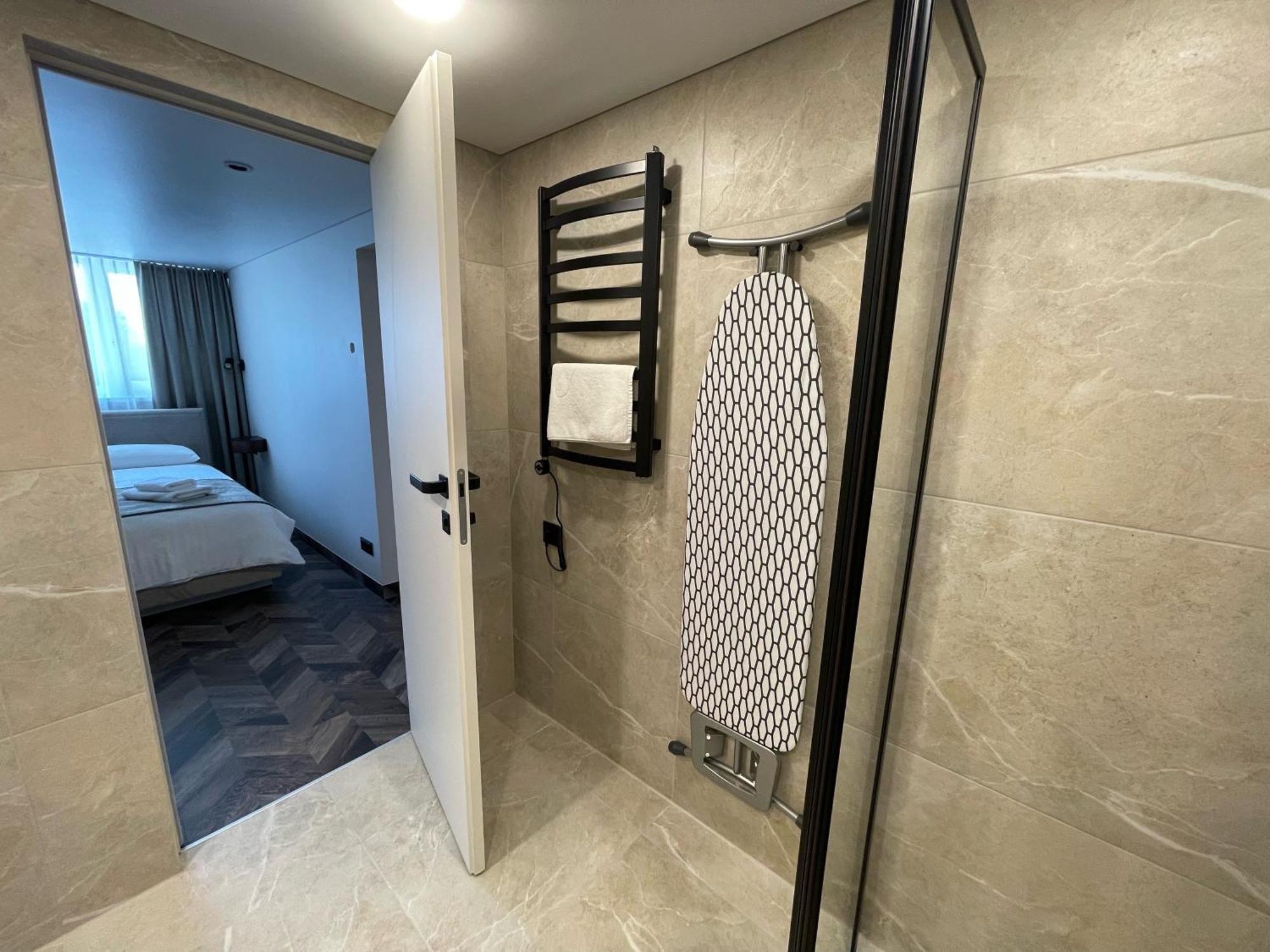 Viesbutis Prie Fontano Hotel พาลังกา ภายนอก รูปภาพ